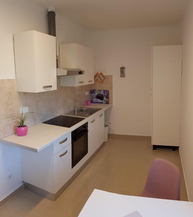 Apartments & Rooms Tom Медулин Екстериор снимка
