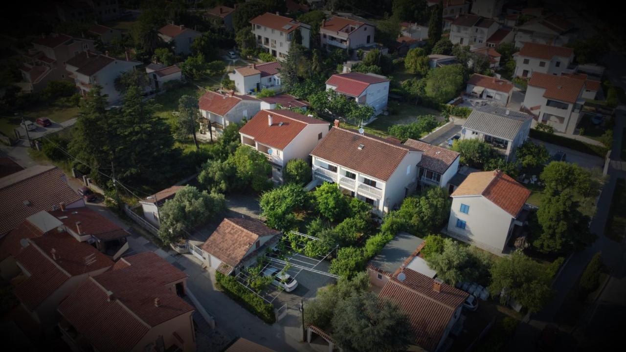 Apartments & Rooms Tom Медулин Екстериор снимка