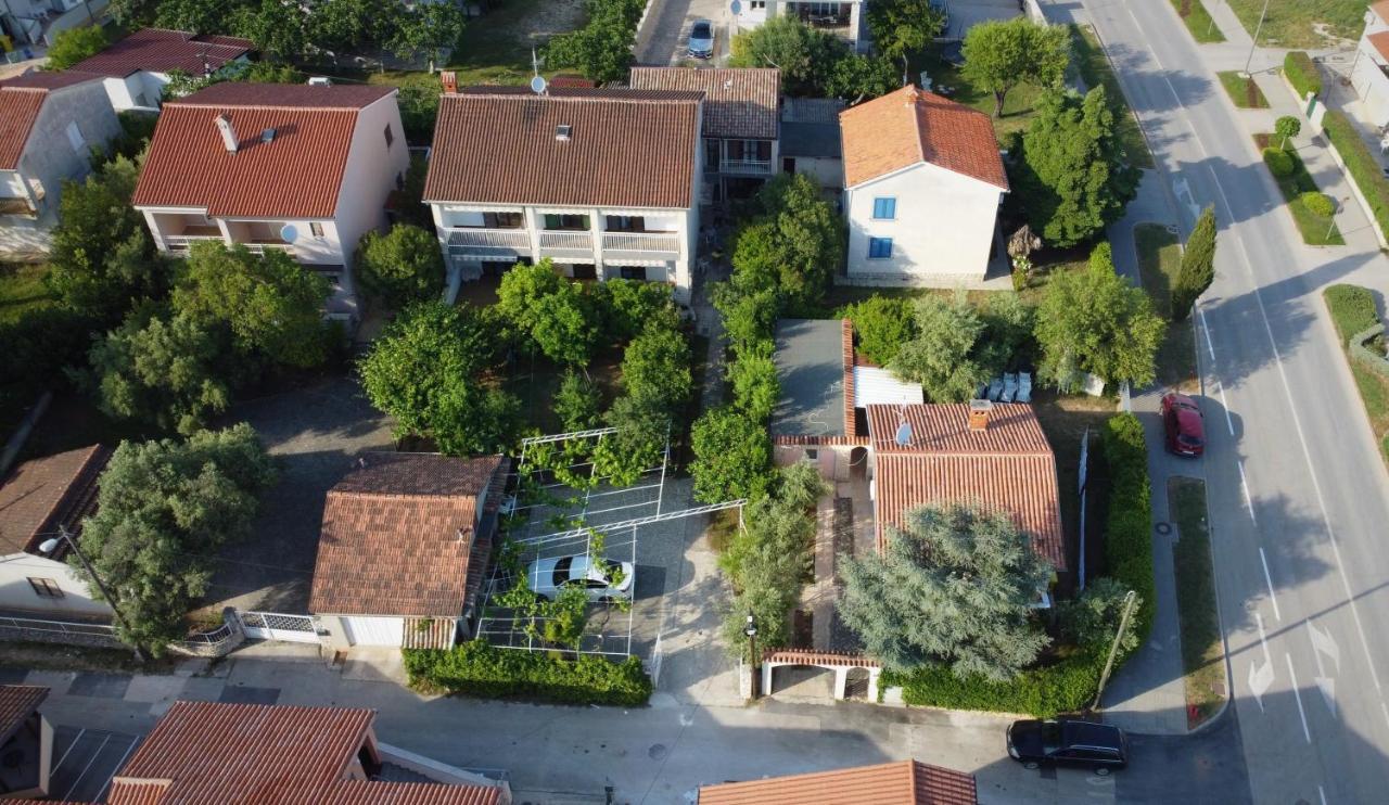 Apartments & Rooms Tom Медулин Екстериор снимка